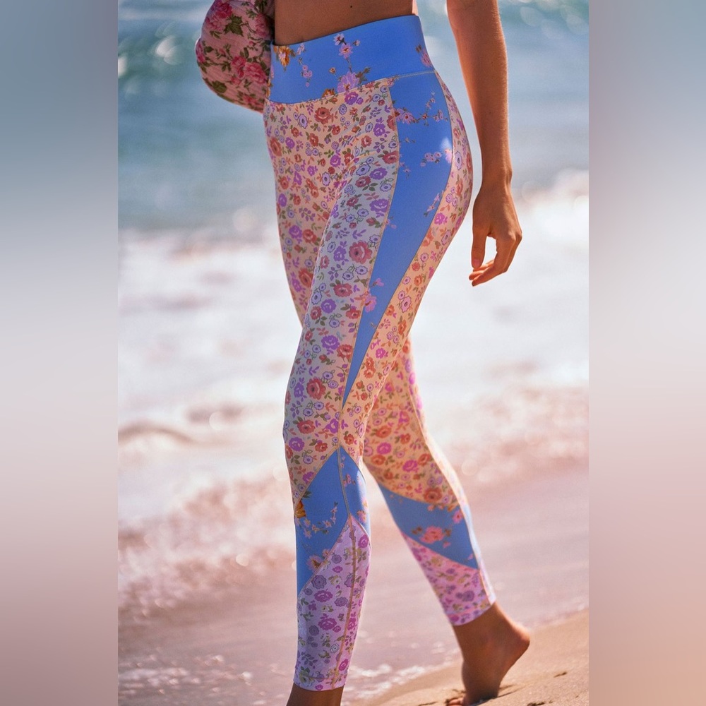 LoveShackFancy Floral and Blue Leggings - Picture 2 of 16